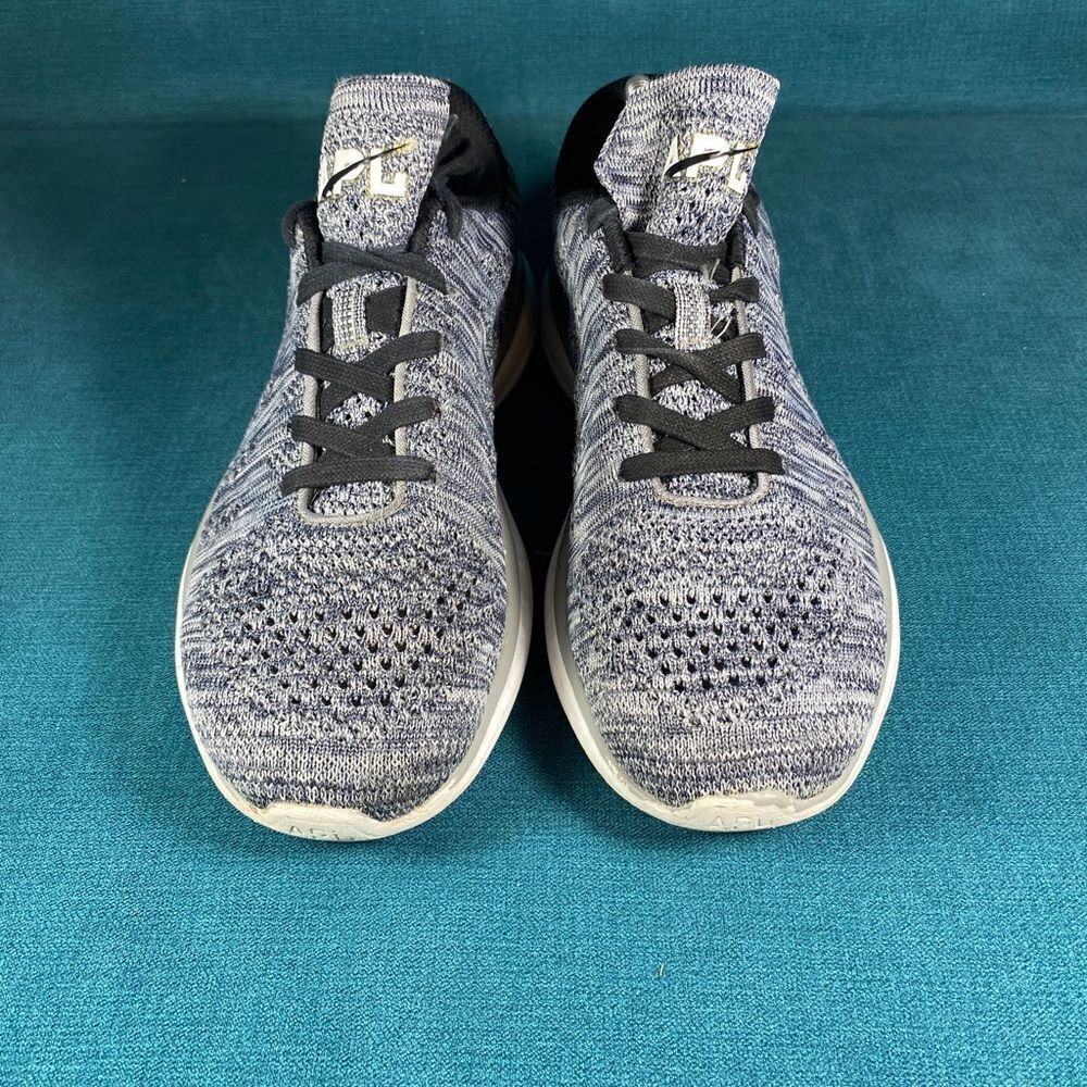 Size 10 - Women’s APL Techloom gray running shoes - image 4